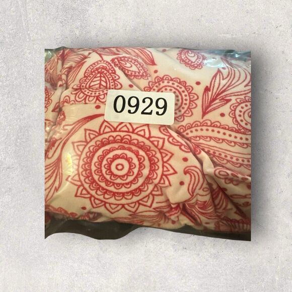 LuLaRoe Leggings-Size Tall & Curvy 2-Super Soft & Stretch-Many Styles/Colors NWT - Picture 3 of 8